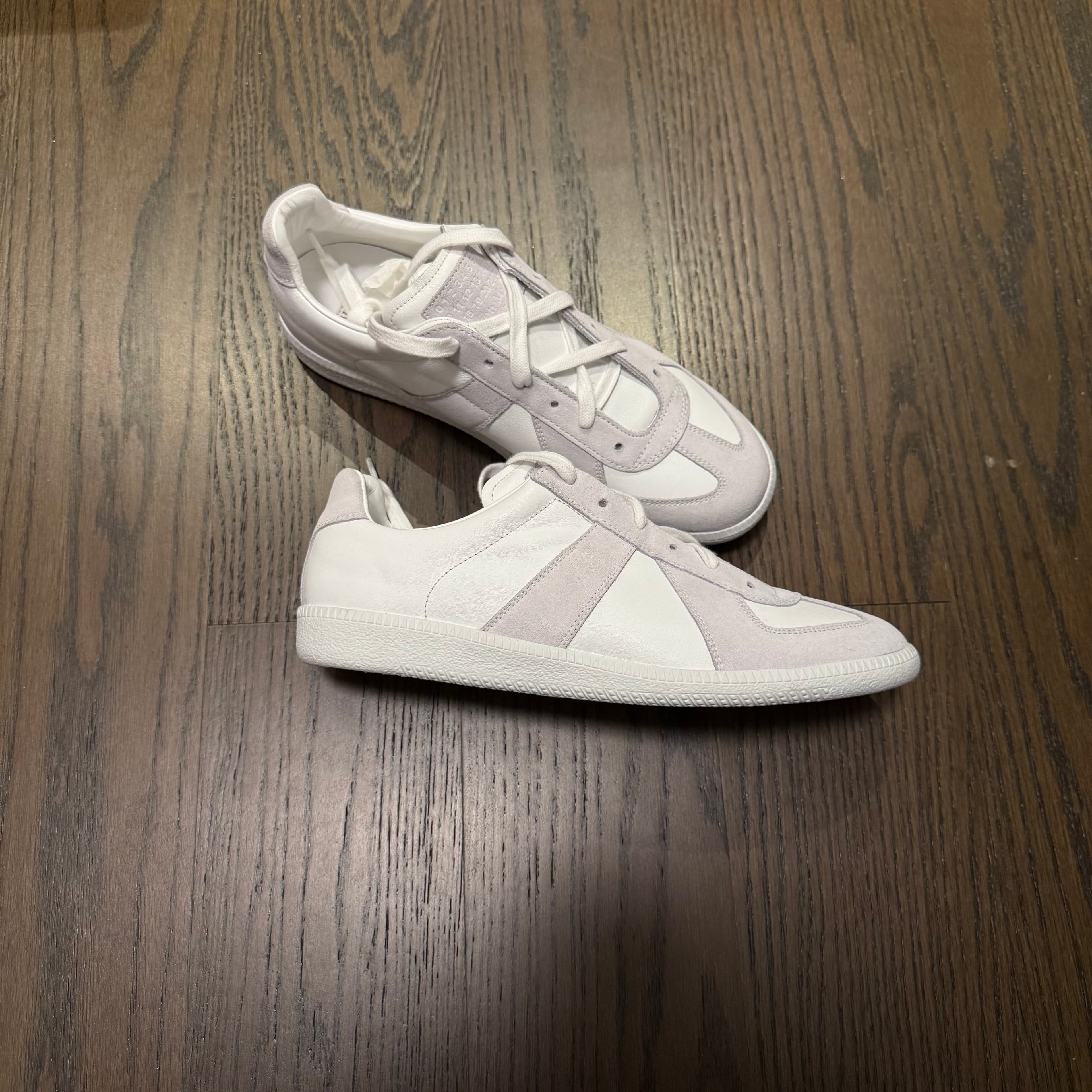 GAT Replica White