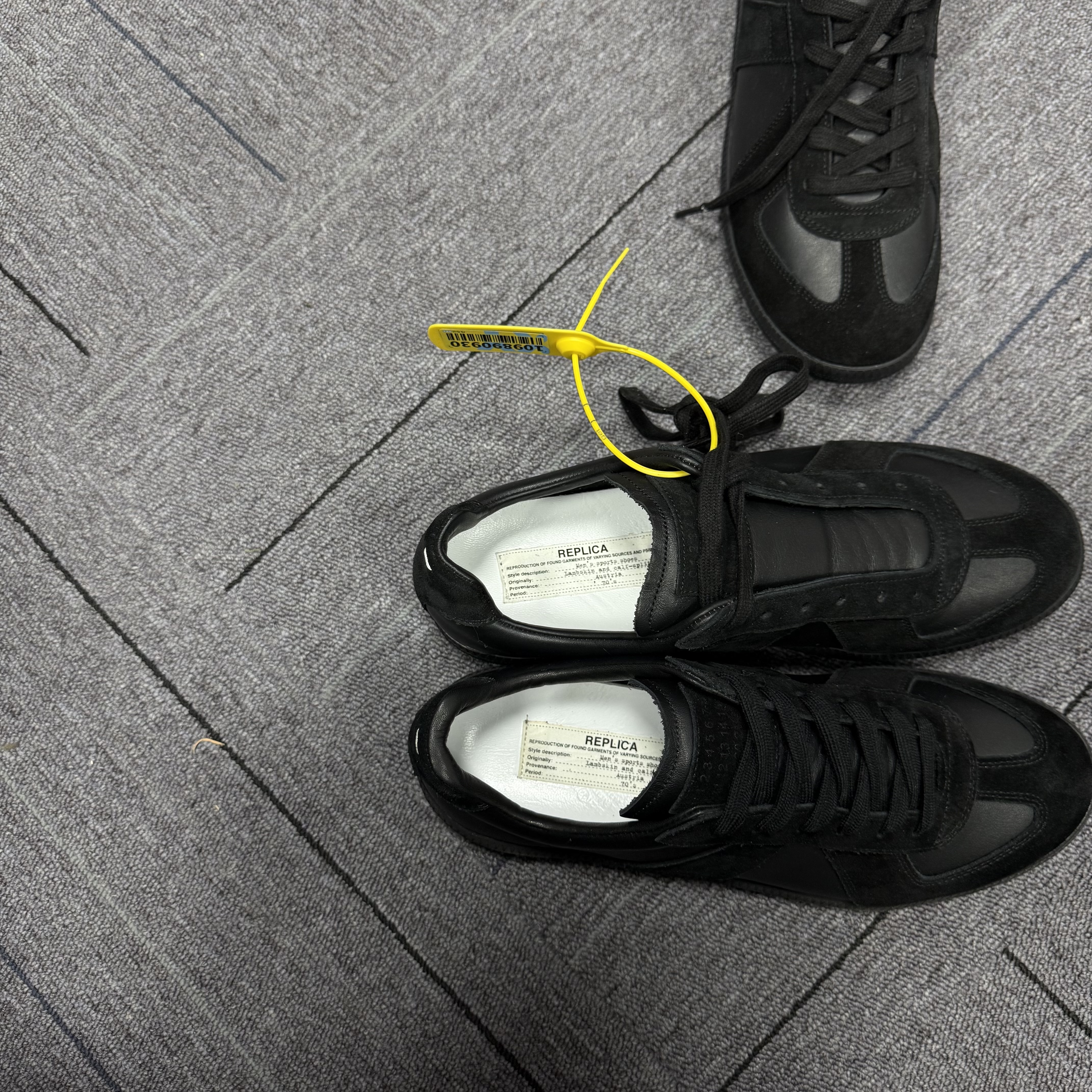GAT Replica Full Black