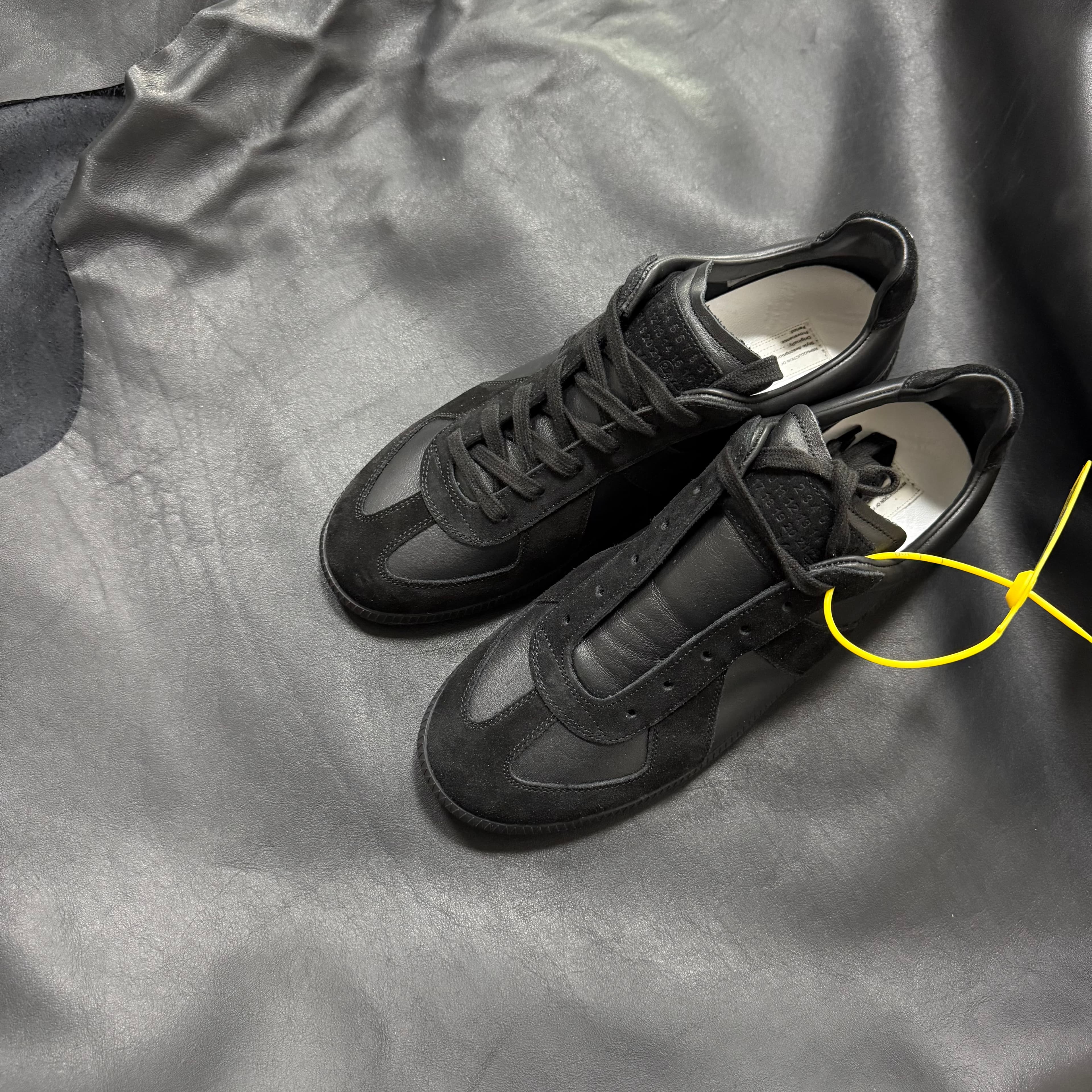 GAT Replica Full Black